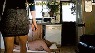 The extreme Miss Imane wildly trampling and eyes destruction with high heels (EXTREME VIDEO)