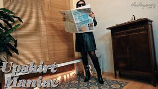 Upskirt maniac gets trapped - Isabella Shine POV