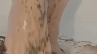 Sweet Cupcake Crush! Foot Fetish Fun with a Messy Squish