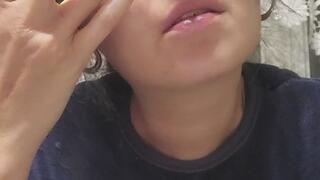 Chaugting while chainsmoking By Anna Sparkle