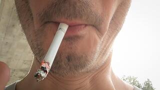 Smoking Muratti red 100s outdoor 261024 norm+slow