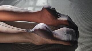 Milah Arches Wrinkled Soles Heaven 7 Secrets in Lace Stockings