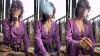 Enjoying the afternoon Cigarette & Coffee ~