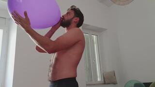 Julien mass balloons bursting