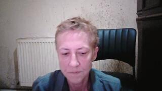 sexy smoker sexygeny 3300k