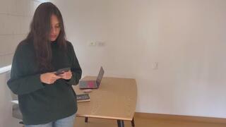 Le pido a mi secretaría que me haga tener menos problemas con sexo casual