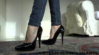 Black high heels patent leather shoes demonstration and Joi Lady Victoria Valente