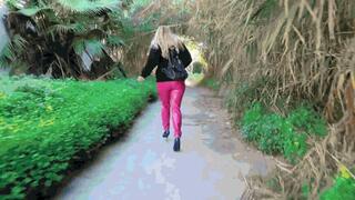 Shoe hunter 40 AVI (1920x1080) FHD