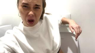 Big thunder diarrhea in PUBLIC!! mp4 HD