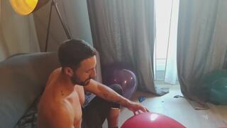 Brandon mass balloons popping