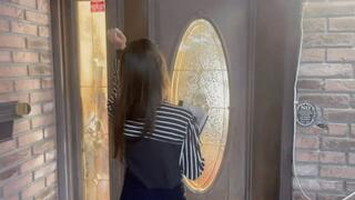 Misty Adams picks the wrong house FOOT WORSHIP HIDEF