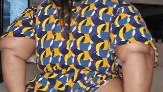 Queen Bianca seducing you