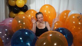 Aimee - Juicy balloon fun