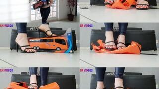 CRUSHING MY GIFT - GODDESS LETICIA MILLER - EXCLUSIVE LM VIDEOS DECEMBER 2024 - CLIP FULL VERSION