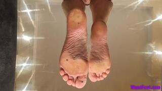 Martha Soles on Glass - High Arches - HD MP4