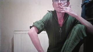 smoking in media green dress 3300k