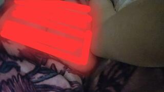 NATURAL BREASTS IN BED