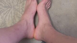 Freshly showered toes