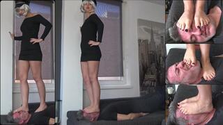 ELIZABETH - I love to DESTROY your face under my feet 2 - BRUTAL face trampling, face kicking, throat standing, foot domination