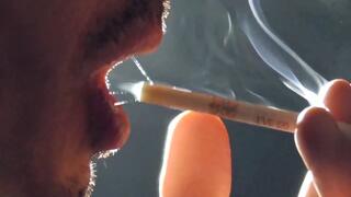 Smoking Eve 120s dark side Closeup