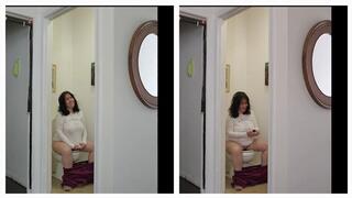 AIRY WHITE TEE SHIRT PEEING AND INVISIBLE BRUISE