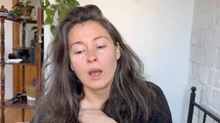 charmy clean her nose from hairs it make her sneeze