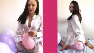 Light and airy popping of booty balloons