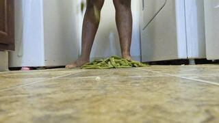food and object crush - Goddess MXDominion Crushes Green Beans with her Bare Feet 4k, crush, femdom, foot domination, mind fuck  1080