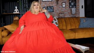 Ivy Davenport: Marital Gains - SSBBW Wife Stuffs Her Face and Gains 100s Of Pounds During 1st Year of Marriage and Becomes an Immobile Blob - MP4 720 hd