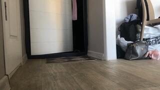 Sneackers, socks removing!