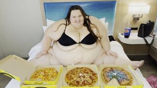 SSBBW Hungry Howie’s Stuffing