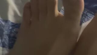 Feet come and see em!!