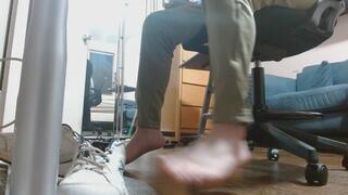 My Feet with casual sneaker shoeplay