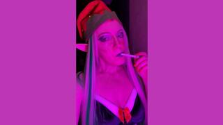XMAS ELFGIRL SMOKING VIDEO