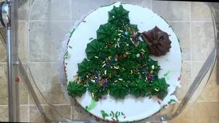 Food and object crush -  Goddess MXDominion Bubble Butt Destroys Cake 4k, Ass fetish, Crush, mindfuck