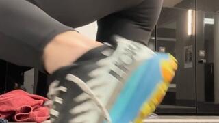 Silent Sneaker Seduction MP4