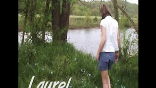 Laurel 15 Minute Outdoor Nude Striptease & Nude Display