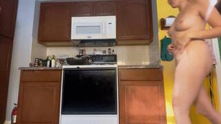 Casual naked cooking stare at my ass