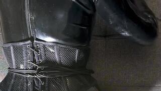 LatexSissyDoll play with f-machine