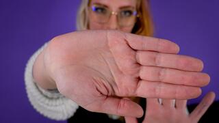 Amazon Blair's BIG Soft Hands - 720 wmv