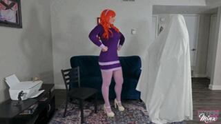Daphne Blake Bound and Gagged By Ghosts! (MP4 format)