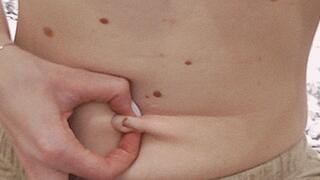 Sweet little belly button! MP4