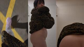 HAPPY NEW YEAR THE PARTY CONTINUES MORE FEEDING YOU AND THE FLOOR AND PEEING