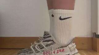 Yeezys with white nike socks