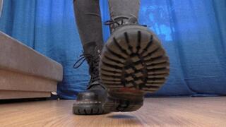 Doc Martens boots of sexy colleen make her look brutally, fc290x 1080p