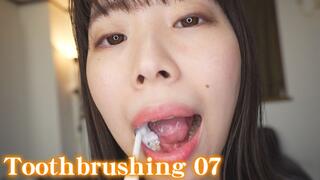 Toothbrushing 07 Kozue Minami