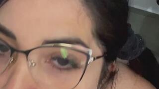 I love to deep throat