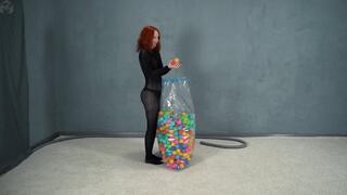 Sonia and the experiment with colored balls part 1