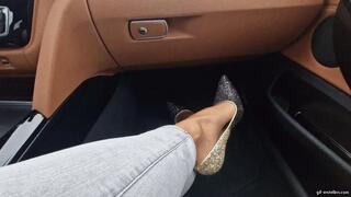 on the federal highway with sweaty nylons HD mp4 1920x1080