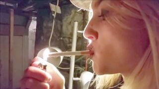 Your Newport 100 cigarette smoking Dream Queen